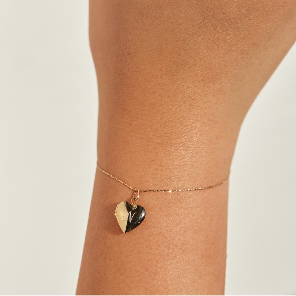 CATBIRD Hundred Summers Bracelet (6.5”)
14k Solid Gold - Picture 3 of 9